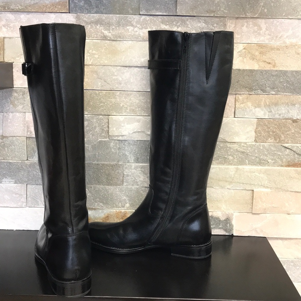 🎁 Italian Shoemakers Antonia Leather Boot - Picture 4 of 16